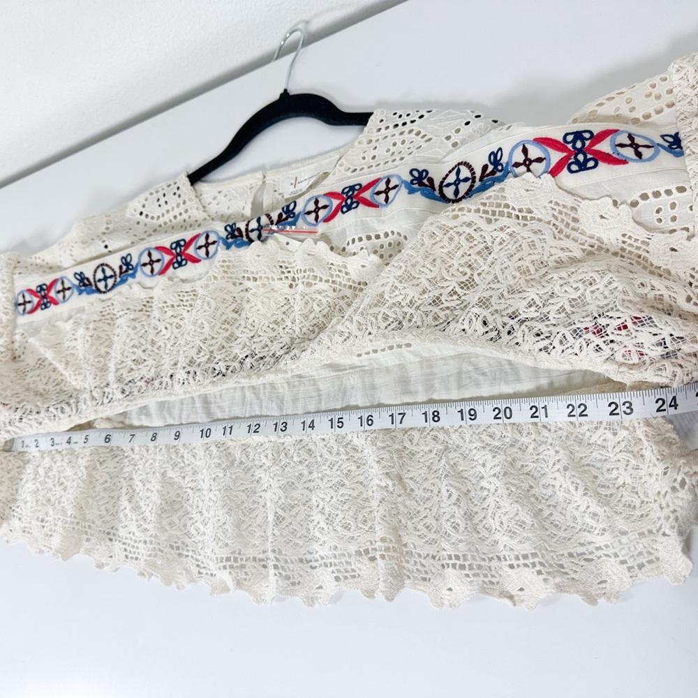 ANTHROPOLOGIE Ruffle Lace Shrug in Cream Size M/L - Picture 10 of 15